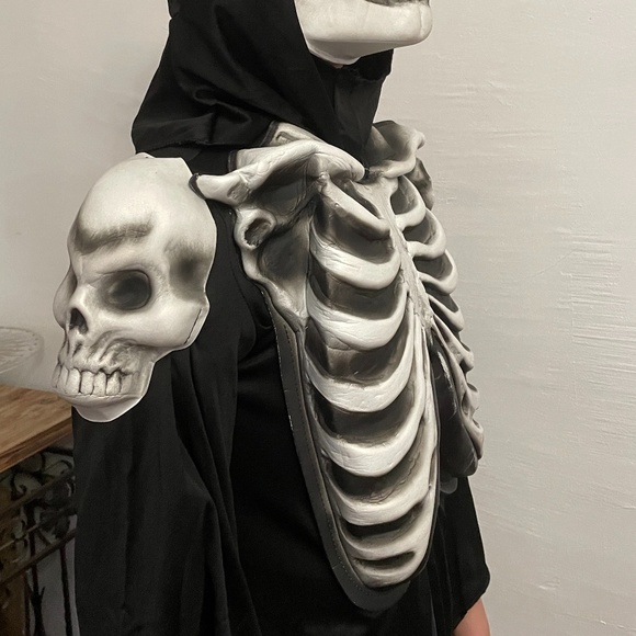 Skeleton Ghoul Bones and Mask Child Costume - Picture 4 of 5